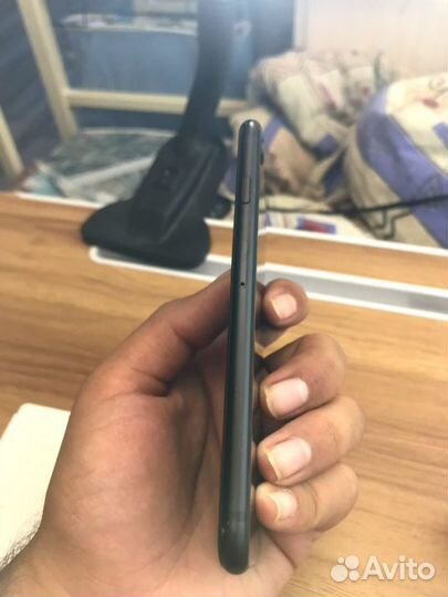 iPhone SE (2020), 128 ГБ