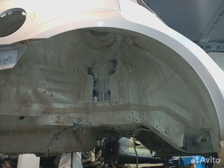 Крыло заднее правое Ford Mondeo 3 (B4Y) 1370125