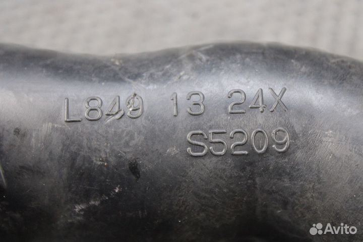 Патрубок воздухозаборника Mazda Bongo DBF-SLP2L L8 L849-13-24X