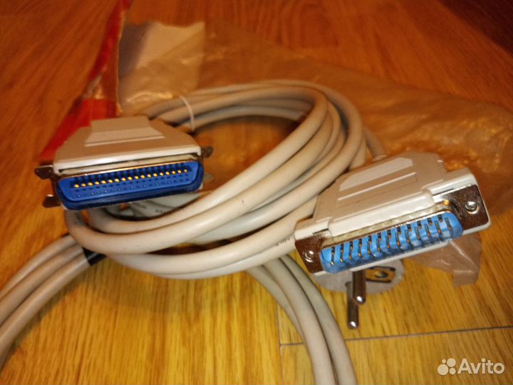 Кабели питания для компьютера и принтера