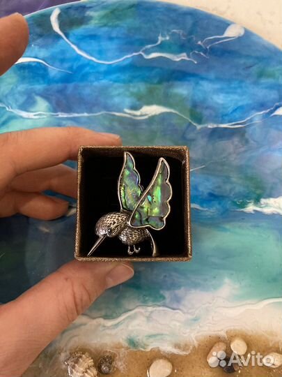 Брошки из натуральных камней