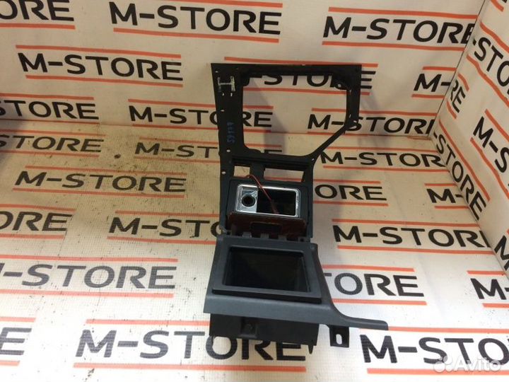 Консоль между сидений Bmw 5-Series E39 M52B28