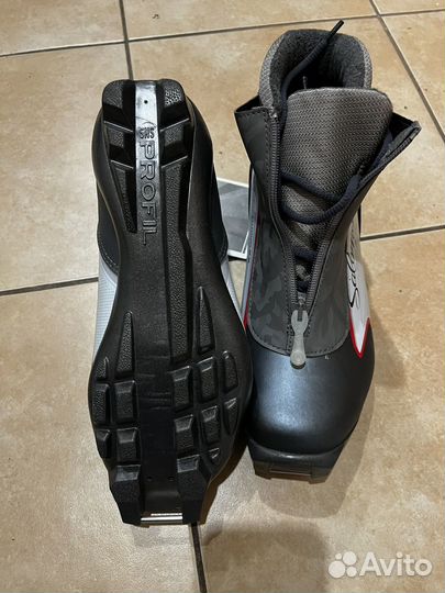 Комплект беговые лыжи, крепления, ботинки, палки