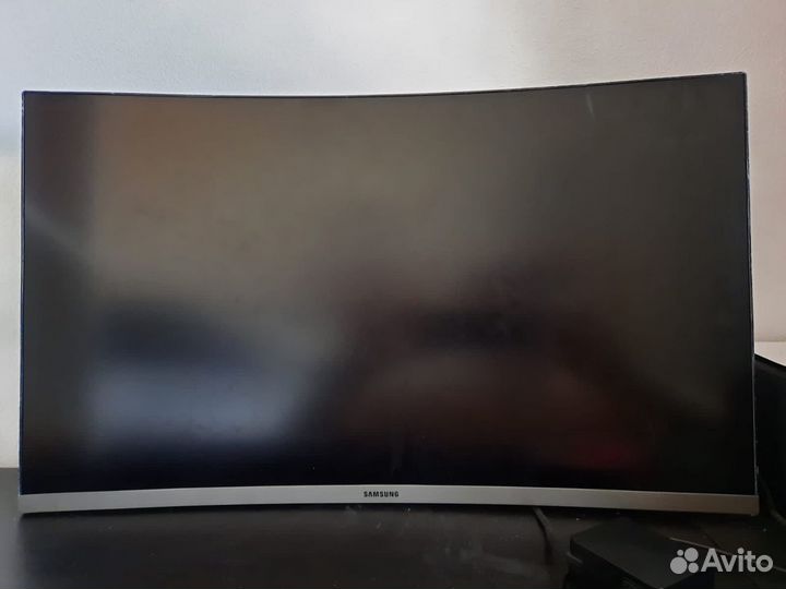 Монитор Samsung c27r500fhi