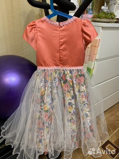 Платье на девочку