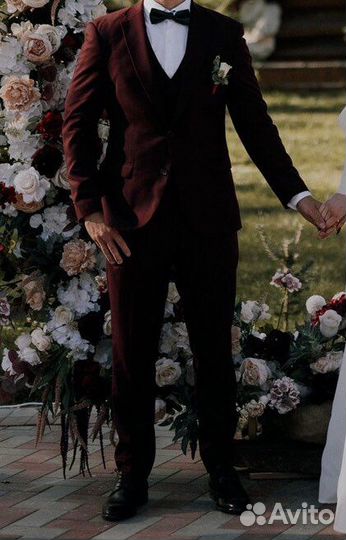 Костюм мужской классический