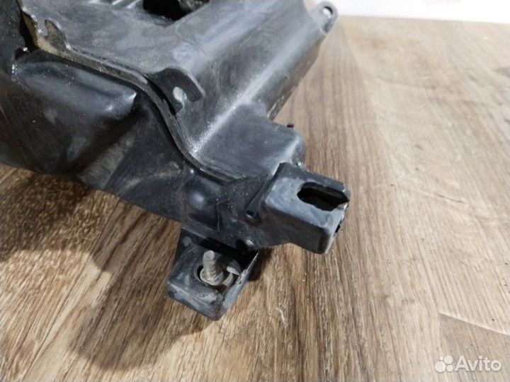 Бачок стеклоомывателя Toyota Mark Ii седан 2003