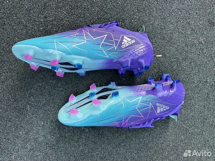 Футбольные бутсы adidas