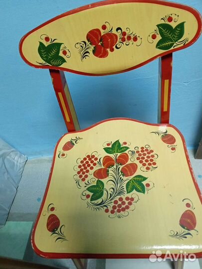 Детский столик и стульчик