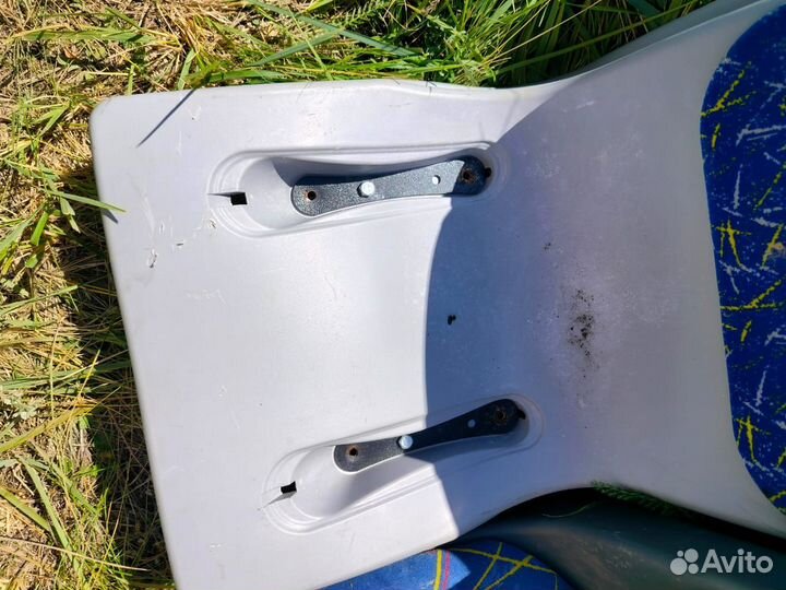 Сиденье пластиковое для моторных лодок