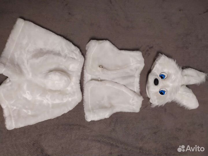 Аренда. Костюм зайчика белого