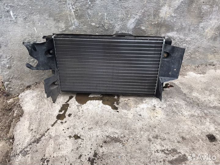 Радиатор охлаждения golf2