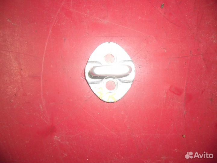 Ответная часть замка двери 813501H000 Hyundai i30