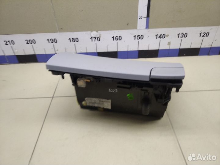 Бардачок Yeti 2009