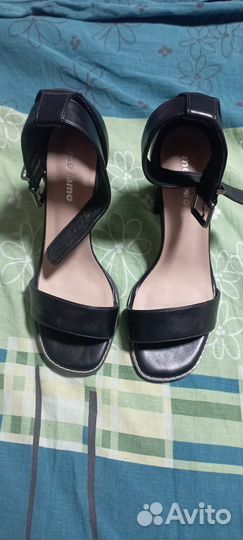 Босоножки женские 39 размер