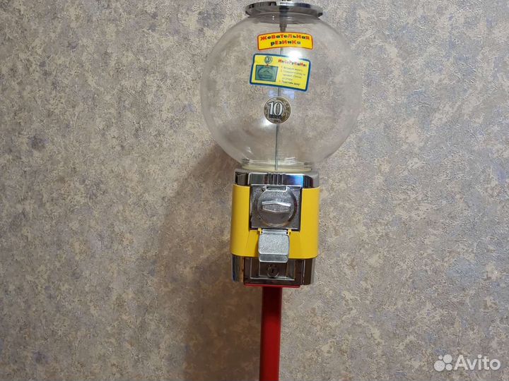 Автомат с жвачками