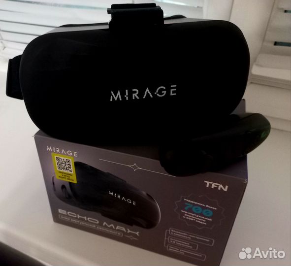 Очки виртуальной реальности с пультом