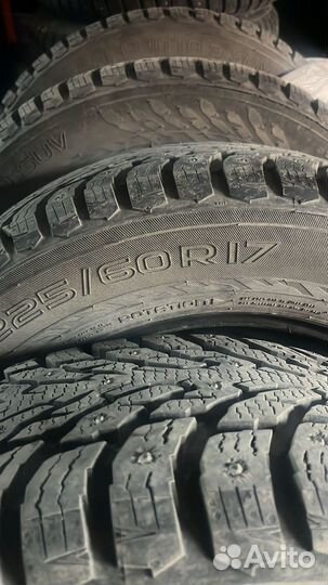 Nokian Tyres Hakkapeliitta 9 SUV 225/60 R17 103T