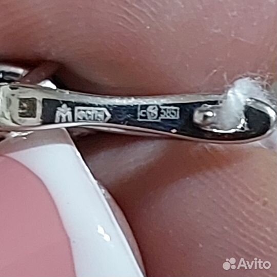 Золотые серьги с бриллиантами и сапфирами