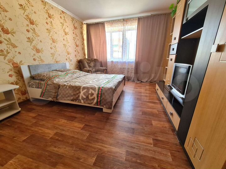 1-к. квартира, 40 м², 14/14 эт.