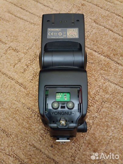 Вспышка yongnuo 685 (нерабочая)