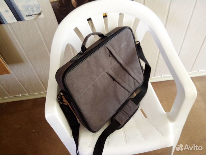 Две сумочки для ноутбука