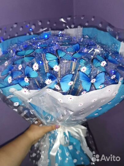 Букет из бабочек светящиеся