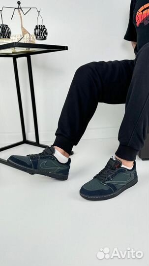 Кроссовки Nike Air Jordan 1 Low размеры 37-45