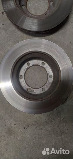 Диск тормозной Toyota Tundra/Sequoia 2000/2007 2UZ