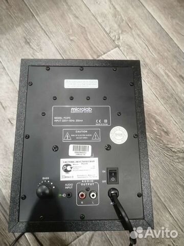 Продаю акустическую систему microlab V12