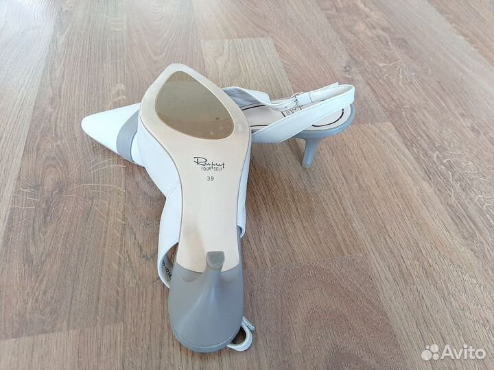 Босоножки туфли женские 39 натуральная кожа