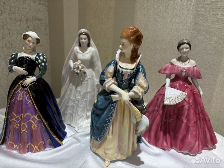 Статуэтки фарфоровые. Королевы Англия