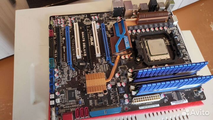 Материнская плата asus M4A79 Deluxe