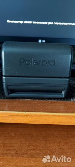 Фотоаппарат моментальной печати polaroid