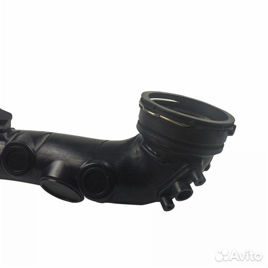 Воздуховод наддувочного воздуха BMW E82, E88