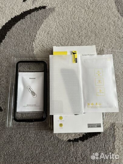 Защитное стекло на iPhone 11