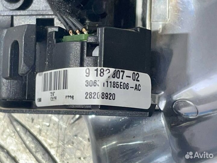 Б/У Кнопка рулевого колеса левая BMW#002