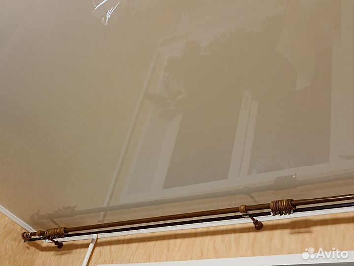 Карнизы для штор деревянные