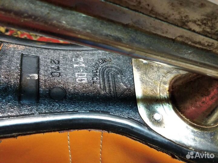 Хоккейные коньки и ролики