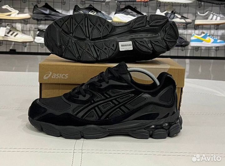 Asics Gel NYC: мужские кроссовки с Gore-Tex