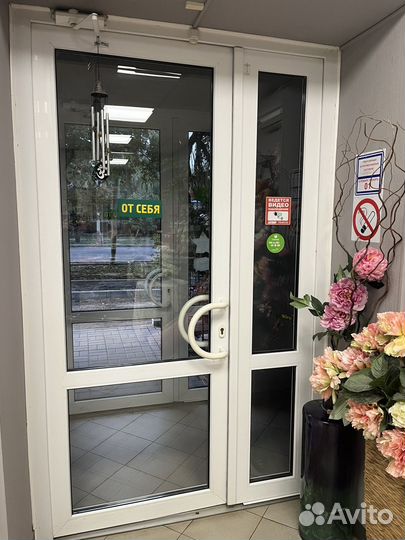 Дверь пластиковая входная