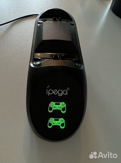 Док-станция для джостиков PS4