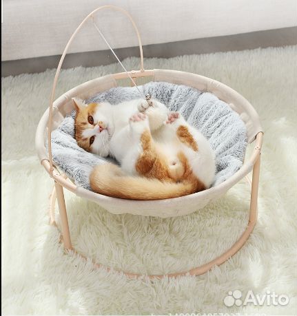 Лежанка для собак и кошек