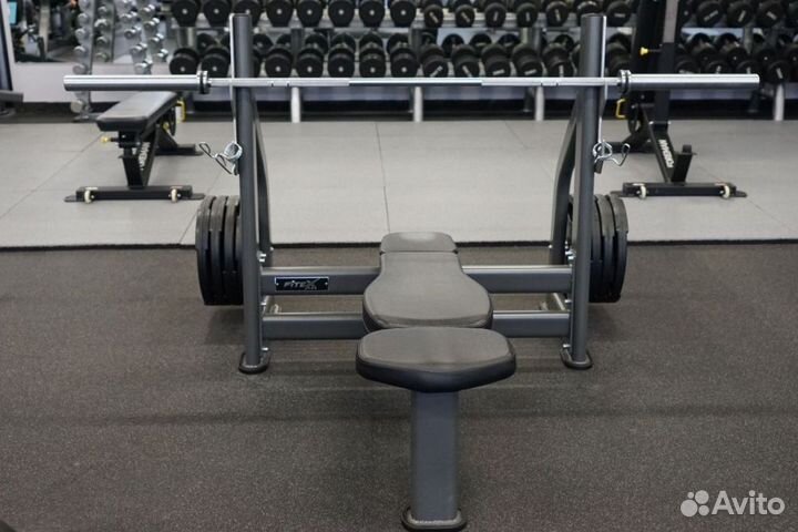 Скамейка для жима горизонтальная FTX-61A39