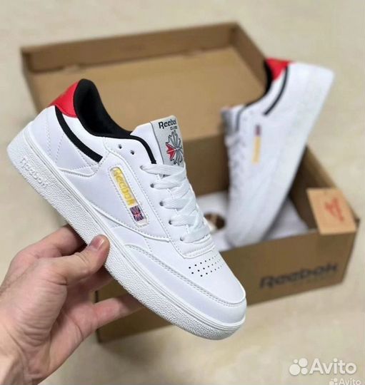 Кроссовки весенние Reebok blazer classic unisex