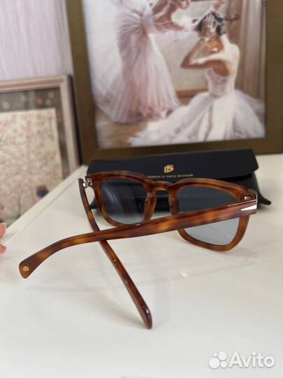 Солнцезащитные очки david beckham модель 7076