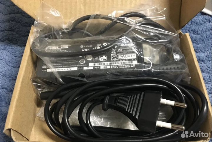 Блок питания для ноутбука