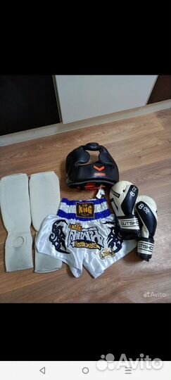 Защита и шорты для тайского бокса