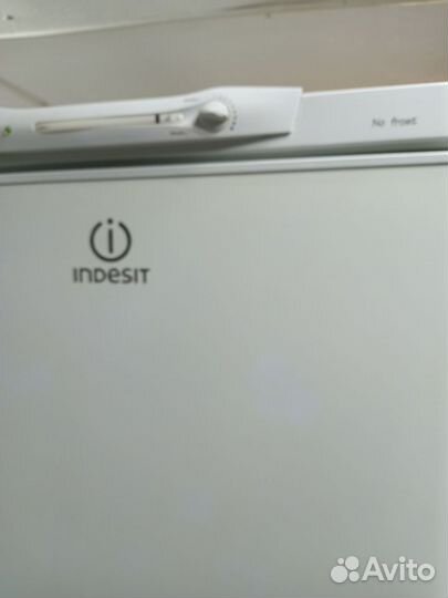 Холодильник Indesit no frost б/у на гарантии