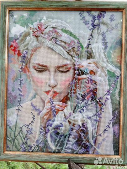 Картина вышитая крестом ручная работа